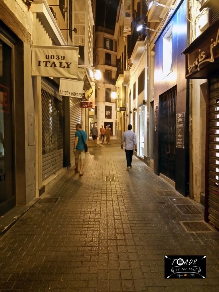City walk in Mallorca Market