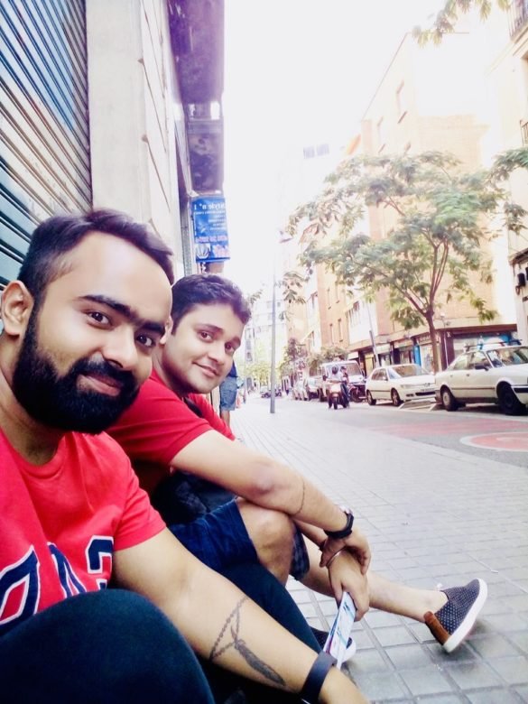 Waiting Outside Quimet and Quimet