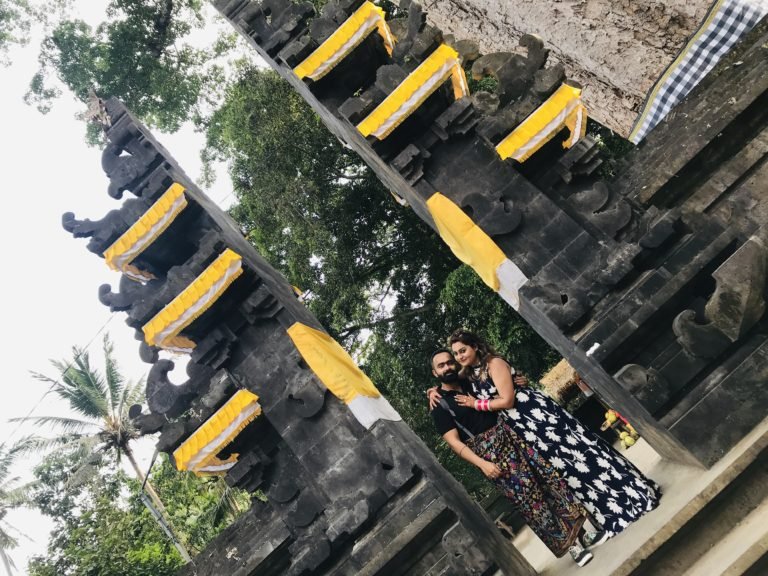 Bali traditional picture pose